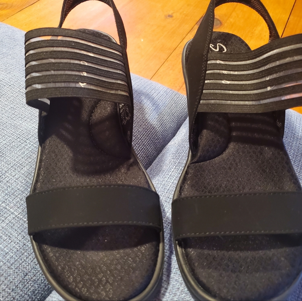 NIB SKECHERS Cali Rumbler Wedge Heel 9.5W-10W